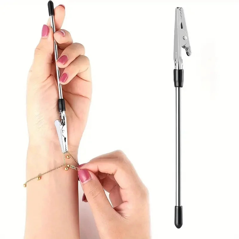 Bracelet Helper Tool